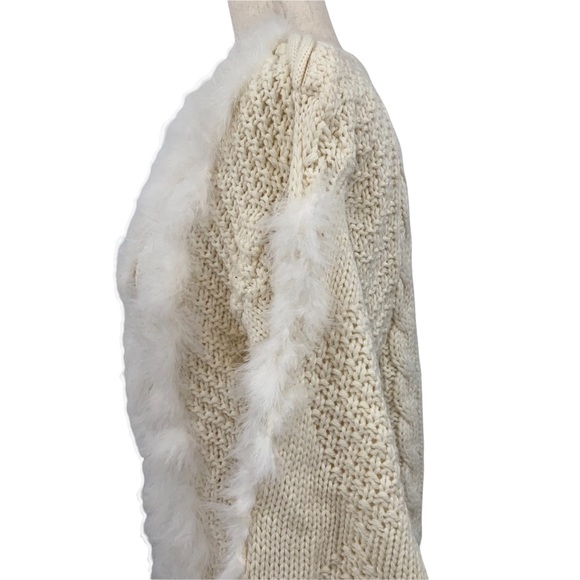 Loop Di Loop Boho Cream Thick Knit Feathered Sweater - Picture 6 of 12